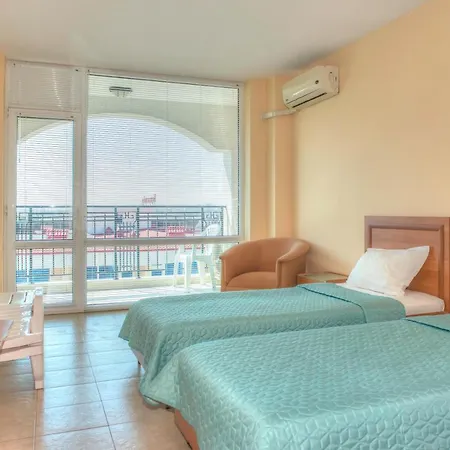 Apartment Karolina Vacation Apartments *