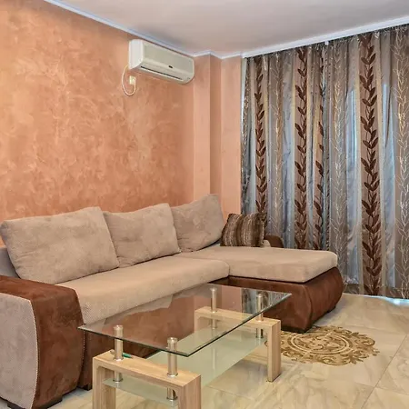Karolina Vacation Apartments *